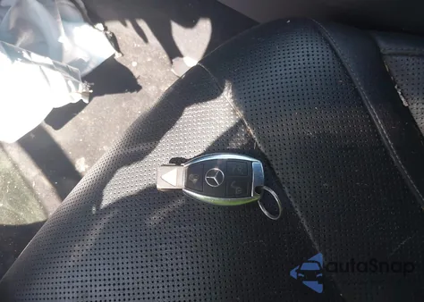 2014 Mercedes-Benz S 550 из США, поврежденный, VIN WDDUG8CB7EA064424